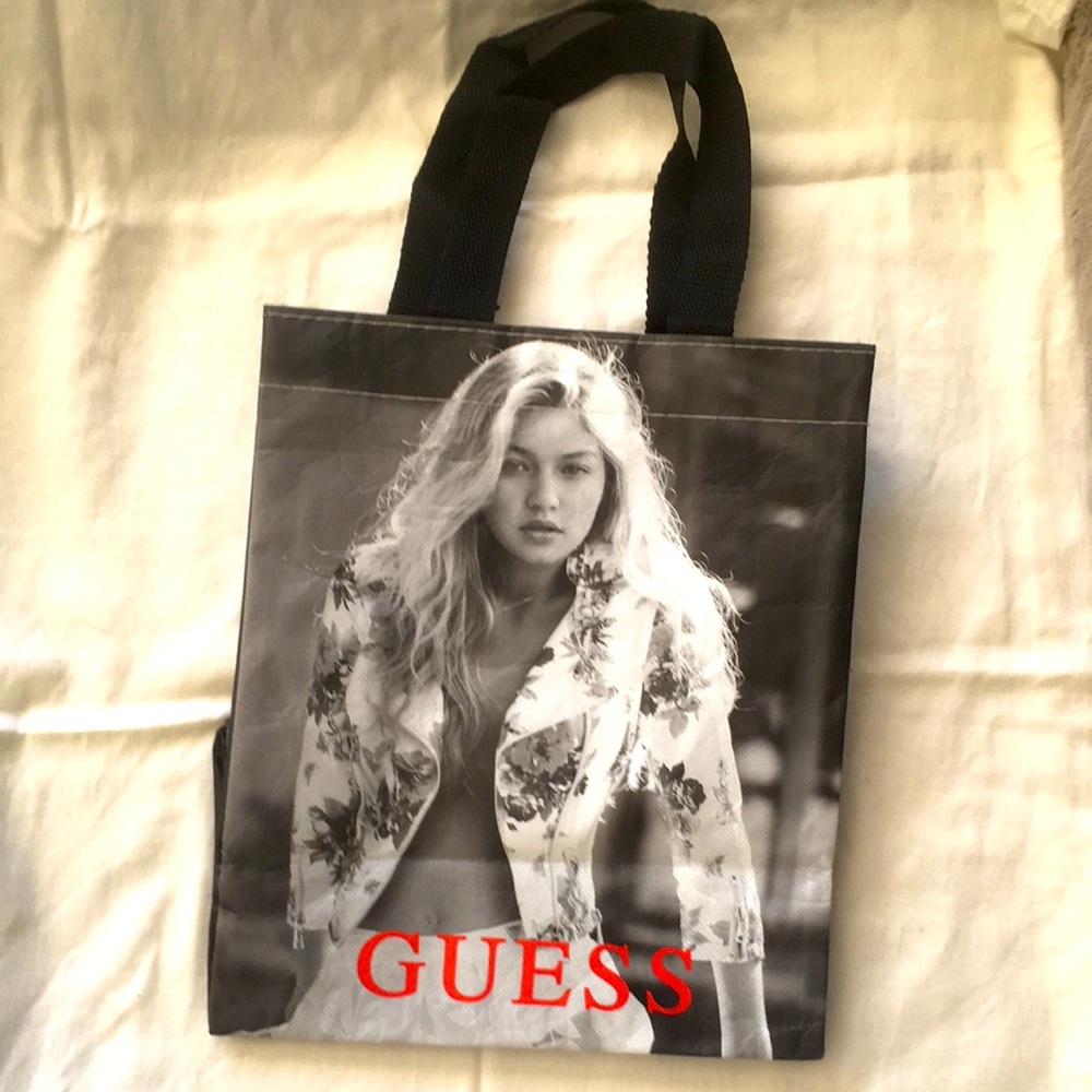 FREE WITH PURCHASE Guess Gift Bag 10x8-1/2x4”
